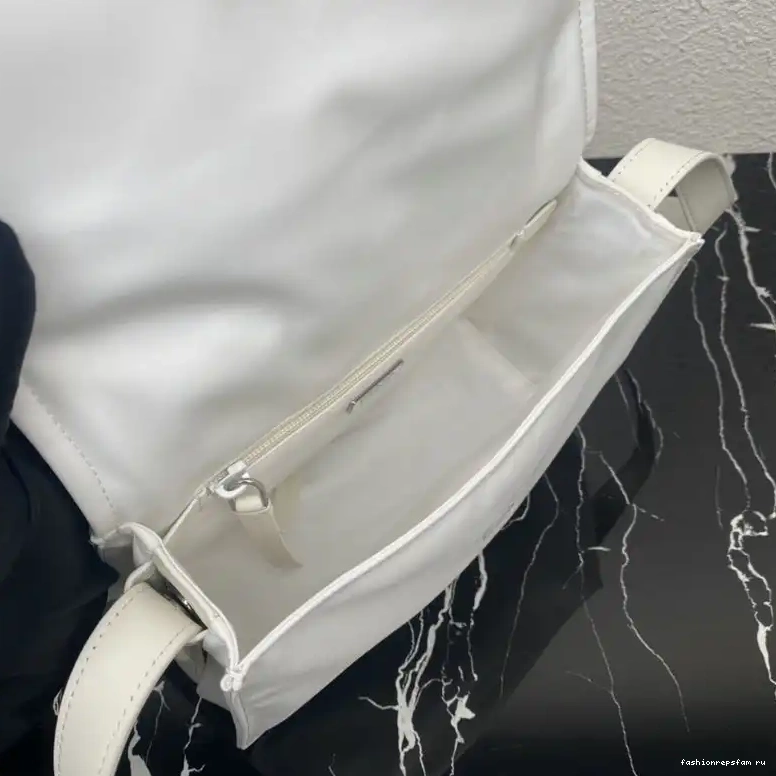 Fashionrep Bags 2112DJ0096 Prada 0519